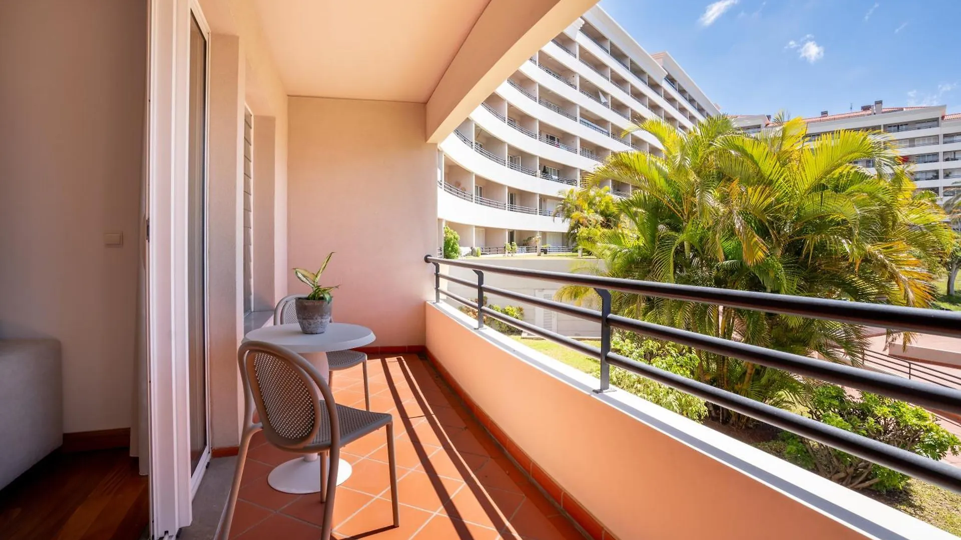Nona Suite Funchal 아파트